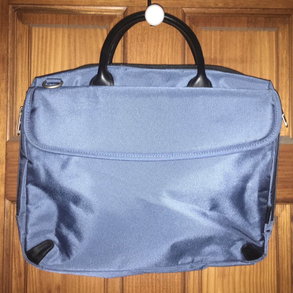 Laptop bag, multiple pockets, compartments, pouch